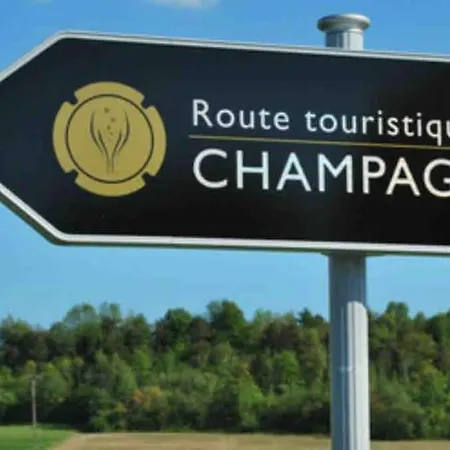 Feriehus Charmante Maison De Au Coeur De